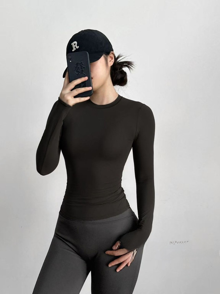 T Shirt Dry Fit - Dopasowana koszulka sportowa z długim rękawem