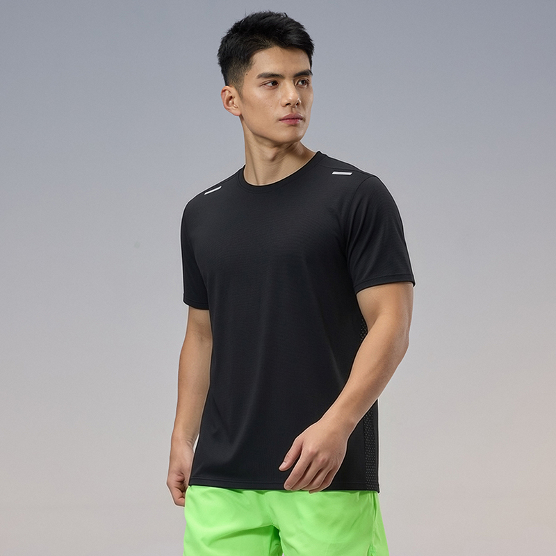 Szybkoschnąca koszulka sportow – T Shirt Dry Fit recenzja i cena