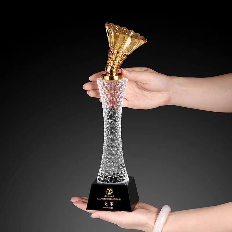 Spersonalizowany sportowy trof – Badminton Europe recenzja i cena